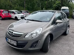 Grau Gebraucht 2012 Opel Corsa Kleinwagen | 5.380 € (Fairer Preis)