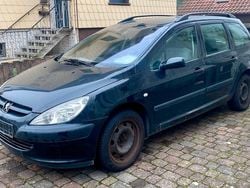 Schwarz Gebraucht 2003 Peugeot 307 Kombi | 600 € (Superpreis)