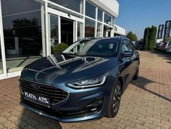 Chrome blue Gebraucht 2024 Ford Focus Titanium X Kombi | 26.690 € (Fairer Preis)