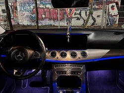 Blau Gebraucht 2016 Mercedes E220 Night Limousine | 17.000 € (Etwas zu teuer)