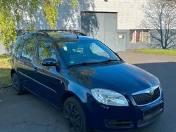 Blau Gebraucht 2009 Skoda Roomster Kombi | 1.700 € (Guter Preis)