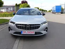 Silber Gebraucht 2021 Opel Insignia Business Kombi | 12.690 € (Etwas zu teuer)