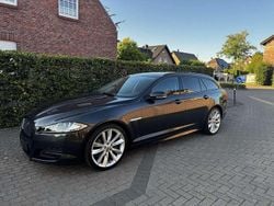 Grau Gebraucht 2013 Jaguar XF Kombi | 10.950 € (Fairer Preis)