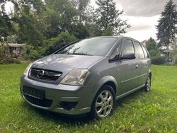 Silber Gebraucht 2006 Opel Meriva Edition Van / Kleinbus | 2.750 € (Etwas zu teuer)