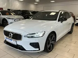 Weiß Gebraucht 2020 Volvo V60 R-Design Kombi | 28.500 € (Fairer Preis)