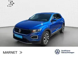 Blau Gebraucht 2021 VW T-Roc Active SUV | 19.930 €