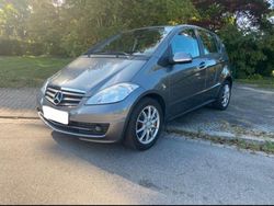 Grau Gebraucht 2008 Mercedes A170 Van / Kleinbus | 3.900 € (Fairer Preis)