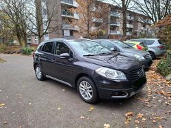 Grau Gebraucht 2014 Suzuki SX4 SUV | 10.000 € (Etwas zu teuer)
