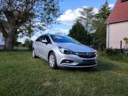 Silber Gebraucht 2017 Opel Astra Kombi | 7.950 € (Guter Preis)
