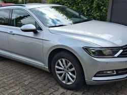 Silber Gebraucht 2016 VW Passat Comfortline Kombi | 17.000 € (Guter Preis)