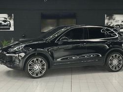 Schwarz Gebraucht 2015 Porsche Cayenne SUV | 27.900 € (Fairer Preis)
