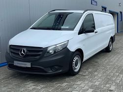 Weiß Gebraucht 2021 Mercedes Vito Van / Kleinbus | 15.499 € (Fairer Preis)