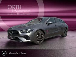 Grau Gebraucht 2023 Mercedes CLA200 Shooting Brake Kombi | 28.849 € (Fairer Preis)