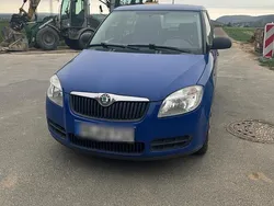 Blau Gebraucht 2008 Skoda Fabia Limousine | 2.350 € (Fairer Preis)