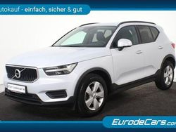 Grau Gebraucht 2020 Volvo XC40 Momentum SUV | 22.800 € (Fairer Preis)