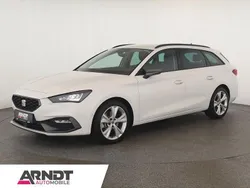 Weiss Gebraucht 2024 Seat Leon FR Limousine | 24.484 € (Fairer Preis)