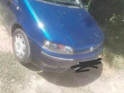 Blau Gebraucht 2002 Fiat Punto Kleinwagen | 1.200 €