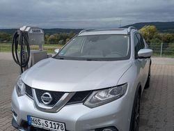 Silber Gebraucht 2017 Nissan X-Trail Tekna SUV | 15.600 € (Fairer Preis)