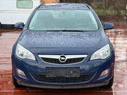 Blau Gebraucht 2011 Opel Astra Kombi | 3.750 € (Guter Preis)