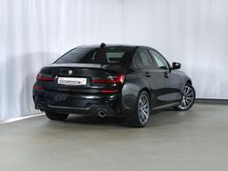 Schwarz Gebraucht 2022 BMW 318 M Sport Limousine | 28.758 € (Guter Preis)