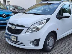 Weiß Gebraucht 2010 Chevrolet Spark LS Kleinwagen | 2.990 € (Fairer Preis)