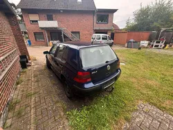 Blau Gebraucht 2000 VW Golf IV Kleinwagen | 599 € (Fairer Preis)