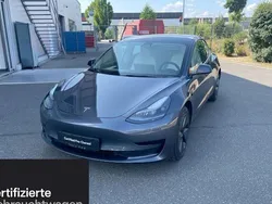 Silber Gebraucht 2021 Tesla Model 3 Limousine | 25.000 € (Fairer Preis)