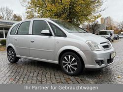 Silber Gebraucht 2007 Opel Meriva Basis Van / Kleinbus | 2.990 € (Etwas zu teuer)