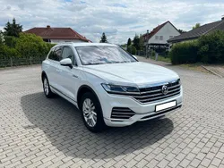 Weiß Gebraucht 2018 VW Touareg Elegance SUV | 29.500 € (Superpreis)