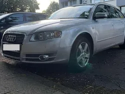 Grau Gebraucht 2006 Audi A4 Kombi | 3.490 € (Guter Preis)