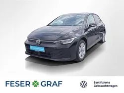 Grenadillschwarz metallic Gebraucht 2024 VW Golf VIII Life Limousine | 24.880 € (Guter Preis)