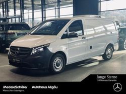 Weiss Gebraucht 2023 Mercedes Vito Van | 52.182 €