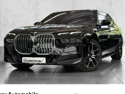Schwarz Gebraucht 2024 BMW 740 Comfort Edition Limousine | 90.880 € (Fairer Preis)