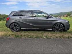 Grau Gebraucht 2012 Mercedes B200 Edition 1 Van / Kleinbus | 12.600 € (Etwas zu teuer)