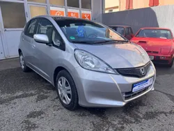 Silber Gebraucht 2013 Honda Jazz Trend Kleinwagen | 10.995 € (Etwas zu teuer)
