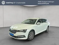 Weiß Gebraucht 2022 Skoda Superb Style Kombi | 23.290 € (Guter Preis)