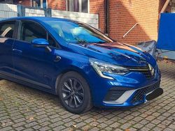 Blau Gebraucht 2020 Renault Clio V R.S. Kleinwagen | 12.000 € (Fairer Preis)
