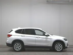Weiss Gebraucht 2020 BMW X1 Advantage SUV | 17.680 € (Guter Preis)