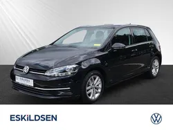 Schwarz Gebraucht 2017 VW Golf VII Comfortline Limousine | 15.330 € (Etwas zu teuer)