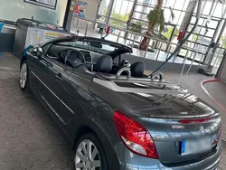 Silber Gebraucht 2013 Peugeot 207 CC Cabrio | 11.900 €