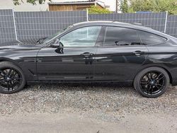 Schwarz Gebraucht 2015 BMW 330 Gran Turismo Advantage Limousine | 16.000 € (Fairer Preis)