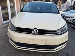 Beige Gebraucht 2019 VW Touran Van / Kleinbus | 5.950 € (Guter Preis)