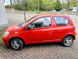 Rot Gebraucht 2001 Toyota Yaris Sol Kleinwagen | 600 €