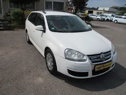 Weiß Gebraucht 2009 VW Golf VI Trendline Kombi | 1.499 € (Teuer)