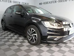 Schwarz Gebraucht 2018 VW Golf VII Join Limousine | 14.999 € (Fairer Preis)