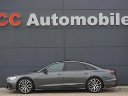Grau Gebraucht 2023 Audi A8 S-Line Limousine | 91.980 € (Etwas zu teuer)