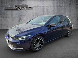 Blau Gebraucht 2023 VW Golf VIII Move Limousine | 29.870 € (Etwas zu teuer)