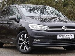 Schwarz Gebraucht 2023 VW Touran Comfortline Van / Kleinbus | 29.900 € (Fairer Preis)