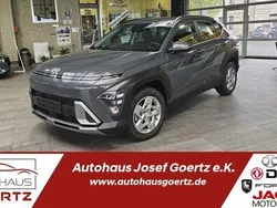 Grau Neu 2024 Hyundai Kona Trend SUV | 28.990 € (Teuer)
