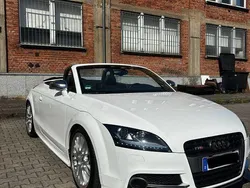 Weiß Gebraucht 2012 Audi TT Roadster Comfort Cabrio | 23.200 € (Etwas zu teuer)